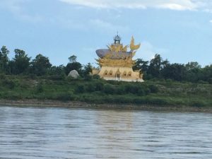 a pretty temple on the thailand side